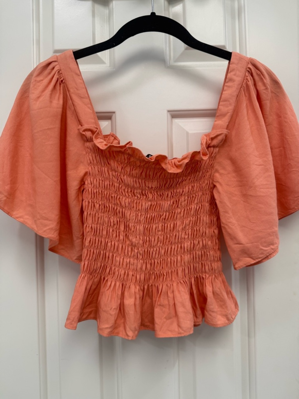 Lulus - Womens Coral Smocked Peplum Top
